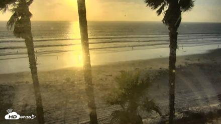 Pacific Beach Live Surf Webcam - Oct 1, 2026, 5:54pm PDT