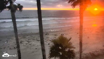 Pacific Beach Live Surf Webcam - Jun 19, 2026, 7:54pm PDT