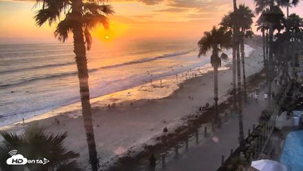 Pacific Beach Live Surf Webcam - Jul 12, 2026, 7:53pm PDT
