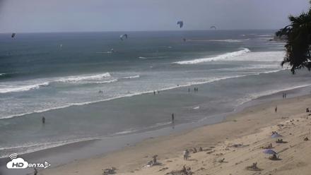 Pacific Beach Live Surf Webcam - Sep 8, 2026, 3:31pm PDT