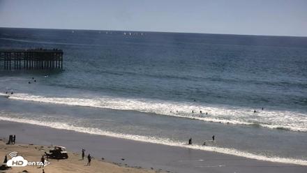 Pacific Beach Live Surf Webcam - Apr 11, 2026, 3:00pm PDT