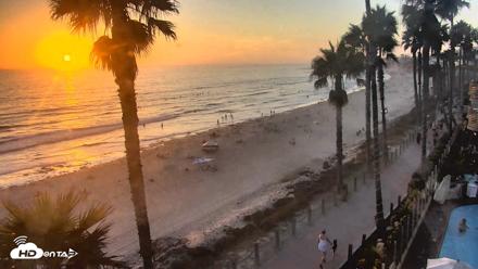 Pacific Beach Live Surf Webcam - Aug 23, 2026, 7:17pm PDT