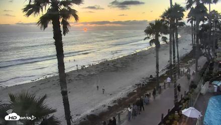 Pacific Beach Live Surf Webcam - Jul 1, 2026, 8:00pm PDT