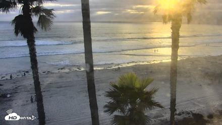 Pacific Beach Live Surf Webcam - Jul 30, 2026, 7:12pm PDT