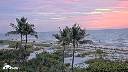 Oceans Reach Sanibel Island Live Cam - Oct 3, 2026, 7:14am EDT