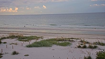 Oceans Reach Sanibel Island Live Cam - Sep 10, 2025, 7:11pm EDT