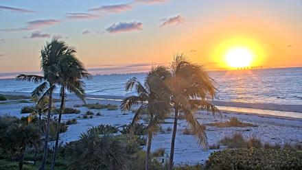 Oceans Reach Sanibel Island Live Cam - Oct 31, 2025, 7:43am EDT