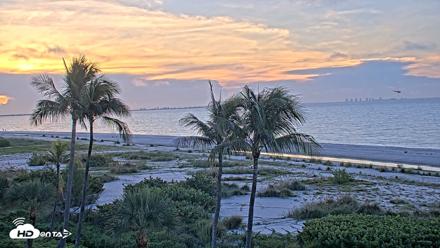 Oceans Reach Sanibel Island Live Cam - Sep 2, 2026, 7:19am EDT