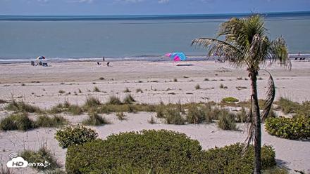 Oceans Reach Sanibel Island Live Cam - May 14, 2026, 10:18am EDT