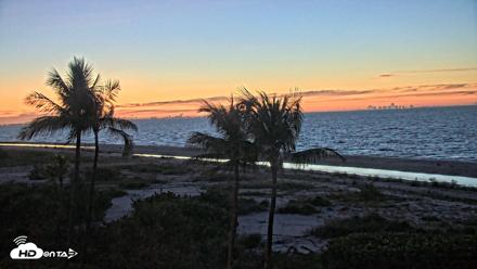 Oceans Reach Sanibel Island Live Cam - Oct 5, 2026, 6:46am EDT