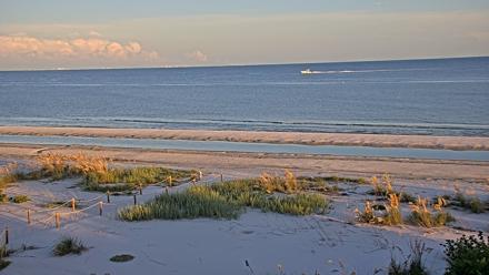 Oceans Reach Sanibel Island Live Cam - Sep 14, 2025, 7:12pm EDT