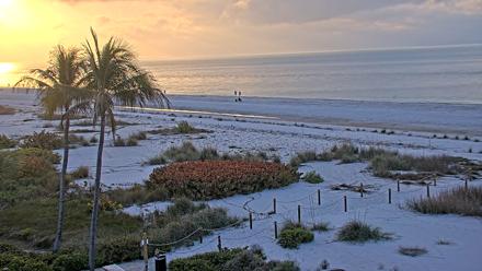Oceans Reach Sanibel Island Live Cam - Mar 25, 2026, 7:59am EDT