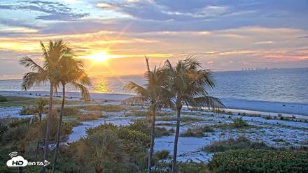 Oceans Reach Sanibel Island Live Cam - Sep 21, 2026, 7:28am EDT