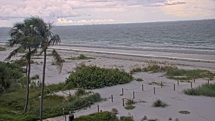 Oceans Reach Sanibel Island Live Cam - Sep 9, 2025, 3:47pm EDT