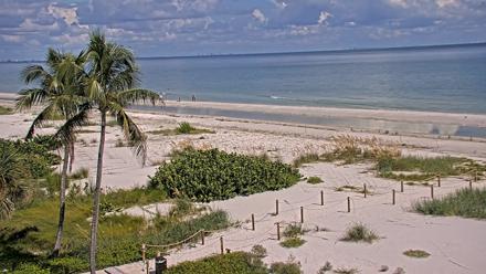 Oceans Reach Sanibel Island Live Cam - Sep 11, 2025, 3:32pm EDT