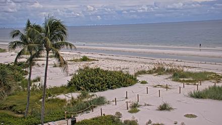 Oceans Reach Sanibel Island Live Cam - Sep 18, 2025, 3:34pm EDT