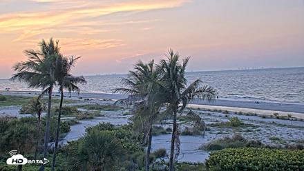 Oceans Reach Sanibel Island Live Cam - Jul 25, 2026, 6:52am EDT