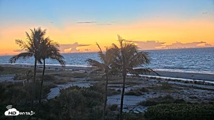 Oceans Reach Sanibel Island Live Cam - Oct 16, 2026, 6:58am EDT