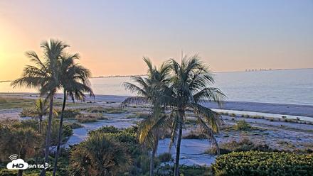 Oceans Reach Sanibel Island Live Cam - Aug 12, 2026, 7:21am EDT