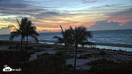 Oceans Reach Sanibel Island Live Cam - Oct 1, 2026, 6:47am EDT