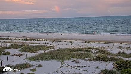 Oceans Reach Sanibel Island Live Cam - Sep 17, 2026, 7:18pm EDT