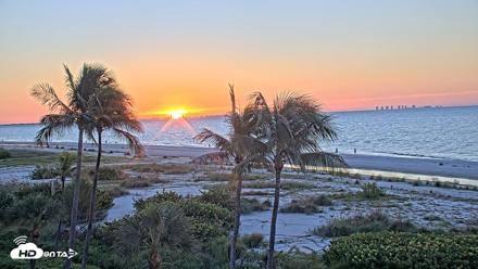 Oceans Reach Sanibel Island Live Cam - Sep 27, 2026, 7:21am EDT