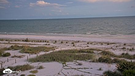 Oceans Reach Sanibel Island Live Cam - Oct 15, 2026, 7:17pm EDT