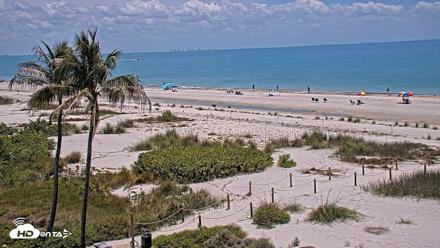 Oceans Reach Sanibel Island Live Cam - May 5, 2026, 1:03pm EDT