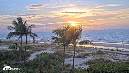 Oceans Reach Sanibel Island Live Cam - Oct 11, 2026, 7:35am EDT