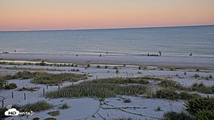 Oceans Reach Sanibel Island Live Cam - Sep 26, 2026, 7:13pm EDT
