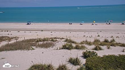 Oceans Reach Sanibel Island Live Cam - Apr 17, 2026, 3:24pm EDT