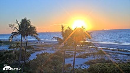 Oceans Reach Sanibel Island Live Cam - Oct 15, 2026, 7:36am EDT