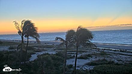 Oceans Reach Sanibel Island Live Cam - Oct 20, 2026, 7:01am EDT
