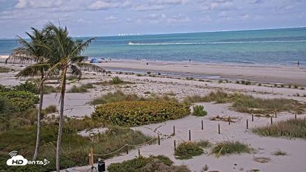 Oceans Reach Sanibel Island Live Cam - Jun 15, 2026, 5:40pm EDT