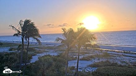 Oceans Reach Sanibel Island Live Cam - Oct 19, 2026, 7:42am EDT