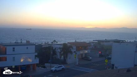 Sea View Inn Manhattan Beach Live Webcam - Jun 15, 2026, 8:06pm PDT