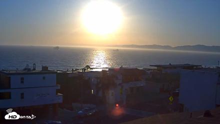Sea View Inn Manhattan Beach Live Webcam - May 19, 2026, 7:14pm PDT