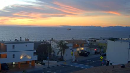 Sea View Inn Manhattan Beach Live Webcam - Nov 5, 2025, 5:03pm PST