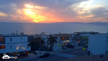 Sea View Inn Manhattan Beach Live Webcam - Apr 18, 2026, 7:27pm PDT