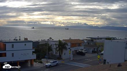 Sea View Inn Manhattan Beach Live Webcam - May 4, 2026, 6:09pm PDT