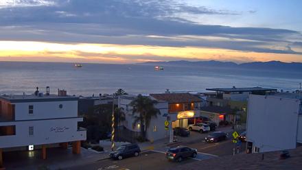 Sea View Inn Manhattan Beach Live Webcam - Jan 27, 2026, 5:34pm PST