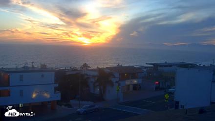 Sea View Inn Manhattan Beach Live Webcam - Aug 16, 2026, 7:41pm PDT