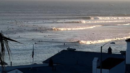 Malibu Point Live Surf Cam - Mar 12, 2026, 6:15pm PDT