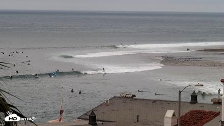 Malibu Point Live Surf Cam - Apr 10, 2026, 10:08am PDT