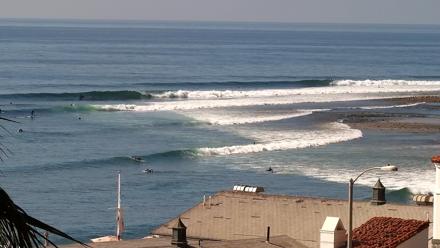 Malibu Point Live Surf Cam - Apr 8, 2026, 10:09am PDT