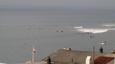 Malibu Point Live Surf Cam - Oct 31, 2025, 9:06am PDT