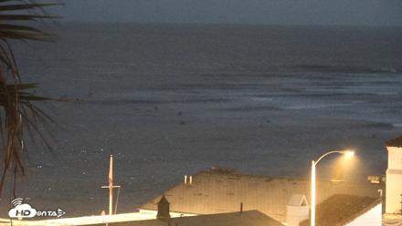 Malibu Point Live Surf Cam - Jul 22, 2026, 8:42pm PDT