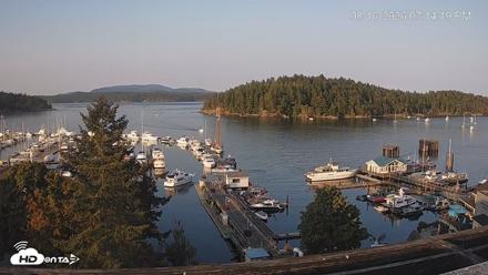 Friday Harbor - San Juan Island Live Webcam - Aug 16, 2026, 7:15pm PDT