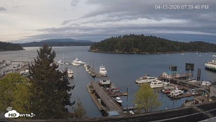 Friday Harbor - San Juan Island Live Webcam - Apr 13, 2026, 7:40pm PDT