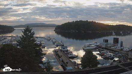 Friday Harbor - San Juan Island Live Webcam - Aug 12, 2026, 6:37am PDT